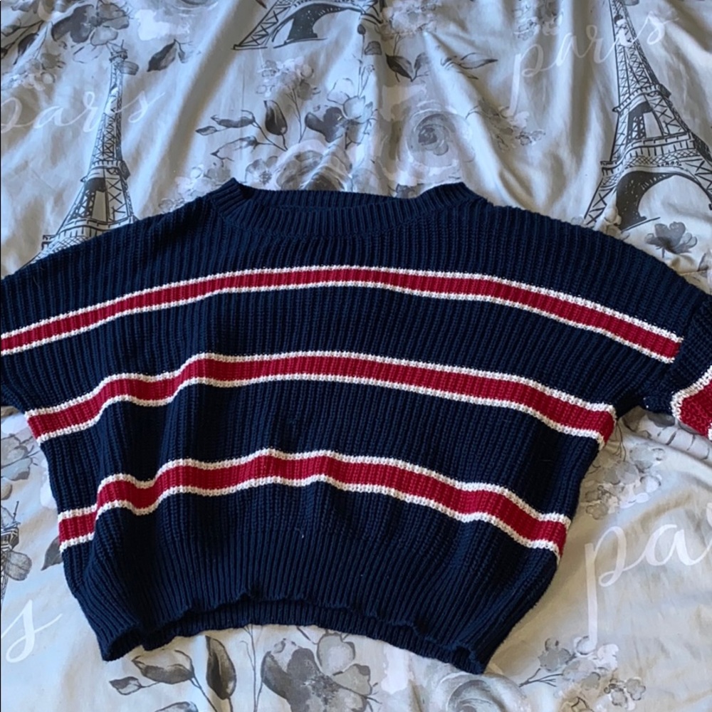 Cute cropped sweater